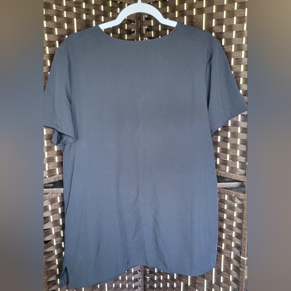 Black V-Neck Women's Top - Picture 4 of 5